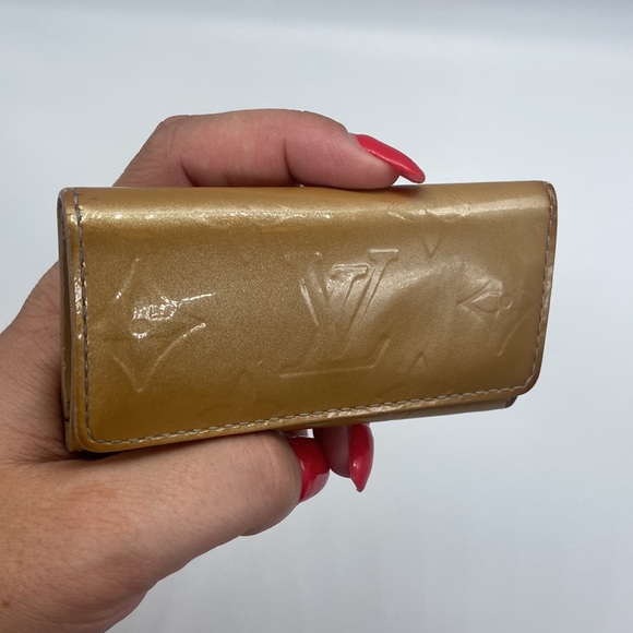 Louis Vuitton Vernis 4 Key Holder - Picture 1 of 10